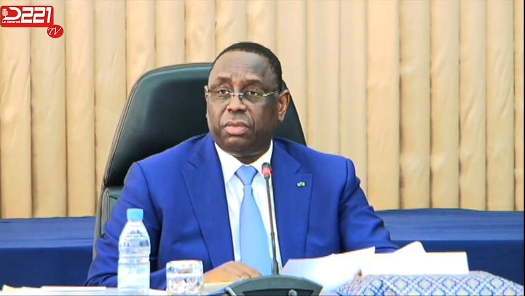 Coronavirus : le Président Macky Sall annonce la réduction des missions à l’étranger