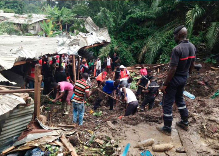 Côte d’ivoire  : Un terrain glisse à Abidjan et fait 13 morts
