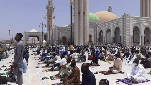 Tabaski 2020: la priére à la mosquée  Massalikoul Djinane