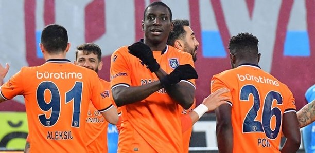 Istanbul Başakşehir sacré Champion de Turquie