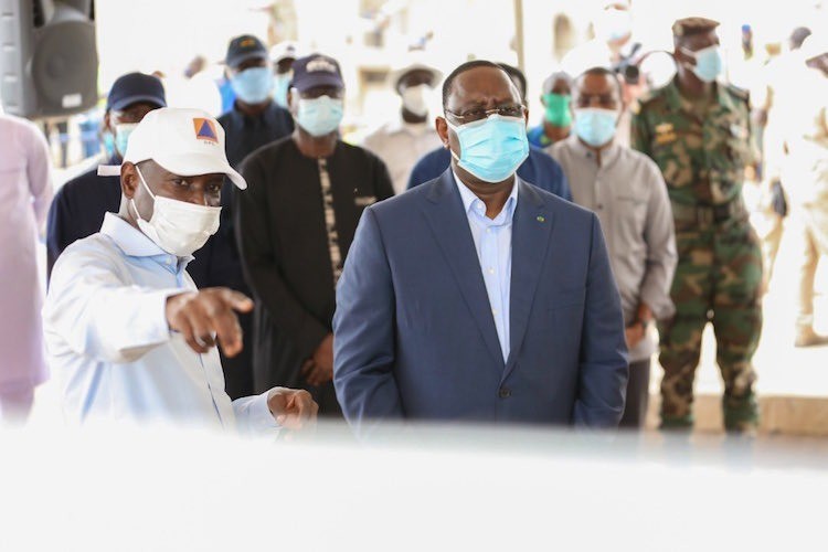 INONDATIONS à Keur Massar : Macky Sall zappe la souffrance des sinistrés et renoue avec les promesses