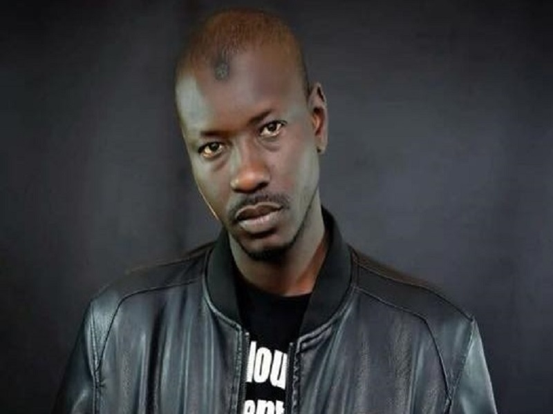 Manifestation contre les propos de Macron:  Karim Xrum Xax interpelé à la Place de l’Obélisque