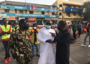 Démolition des cantines autour du bâtiment central de Sandaga