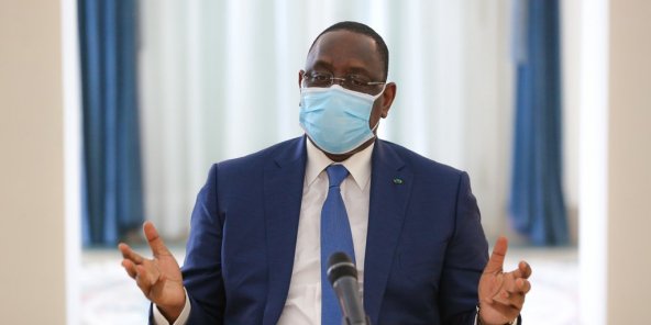 Passation de service: Macky opte pour la solennité et la sobriété des événements.