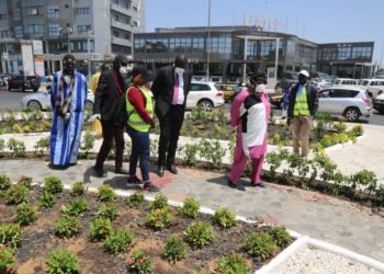 Le ministre de l’Urbanisme, du Logement et de l’Hygiène publique Abdou Karim Fofana a procédé ce mardi 7 avril à la réception de quatre giratoires aménagés en présence de Soham El Wardini, maire de Dakar