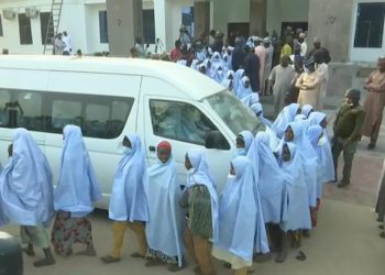 Nigeria: libération ce mardi des lycéennes enlevées dans un pensionnat.