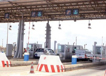 l’autoroute à péage: Les travailleurs déposent un préavis de grève.