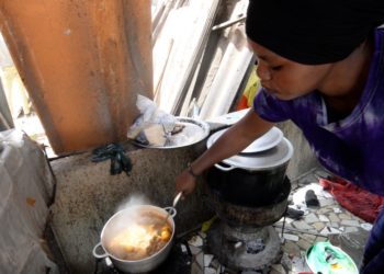 Reportage: travail de restauratrice