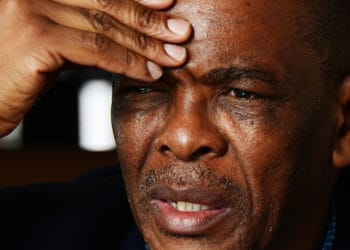 Afrique du Sud: Le secrétaire général de l’ANC suspendu pour corruption