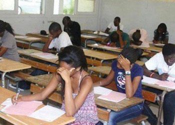 Baccalauréat 2021: les examens reportés