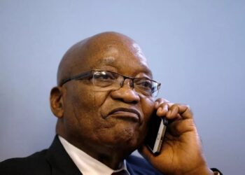 Afrique du Sud: l’ancien président Jacob Zuma condamné à 15 mois de prison