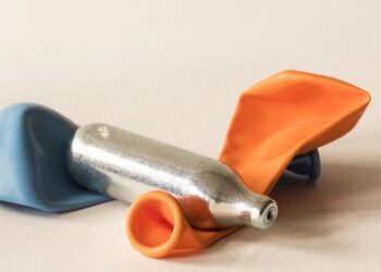 PROTOXYDE D’AZOTE, la nouvelle tendance de la drogue