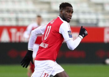 Mercato : Boulaye Dia file à Villareal