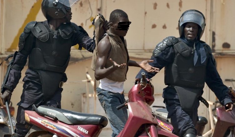 Le gouverneur de Dakar interdit les vélos-taxis