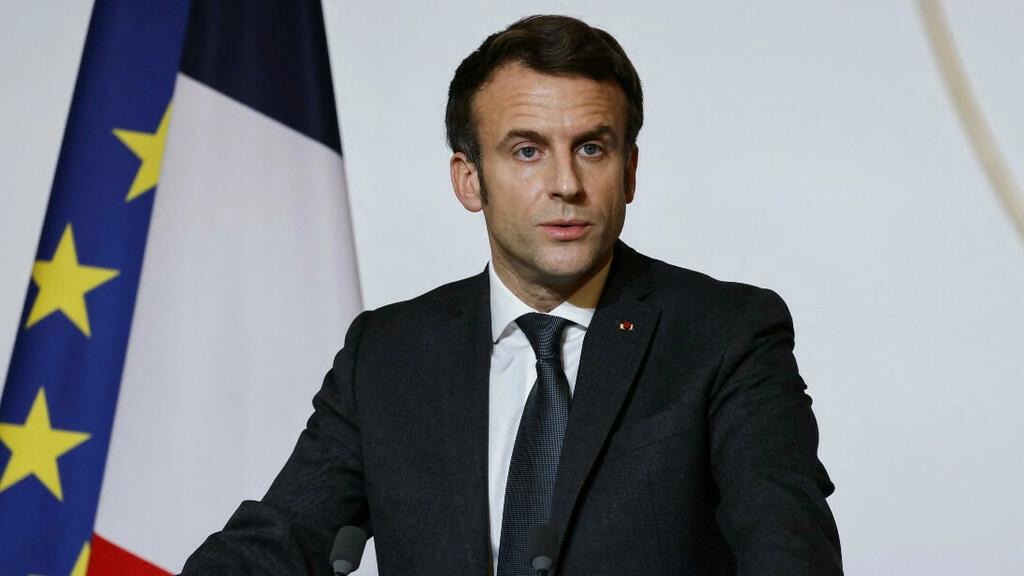 International : le président français Emmanuel Macron tente de sauver l’Ukraine