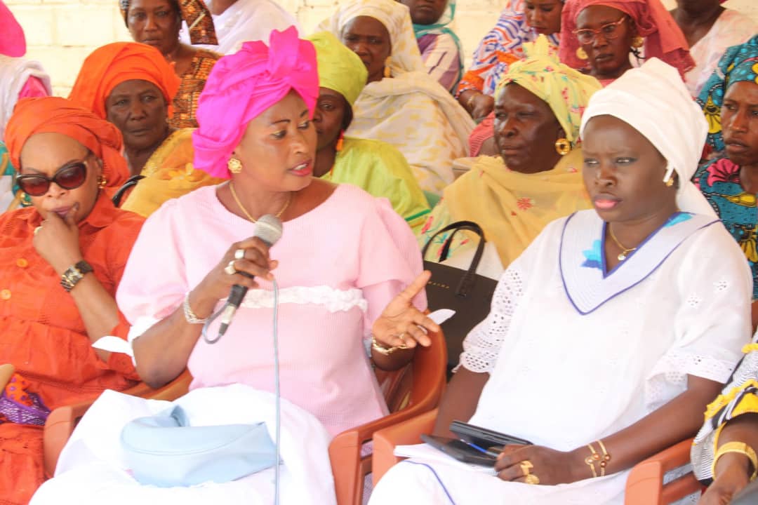 La première Dame Madame Marième Faye Sall honore la coordination départementale des femmes de BBY des 17 communes de Fatick