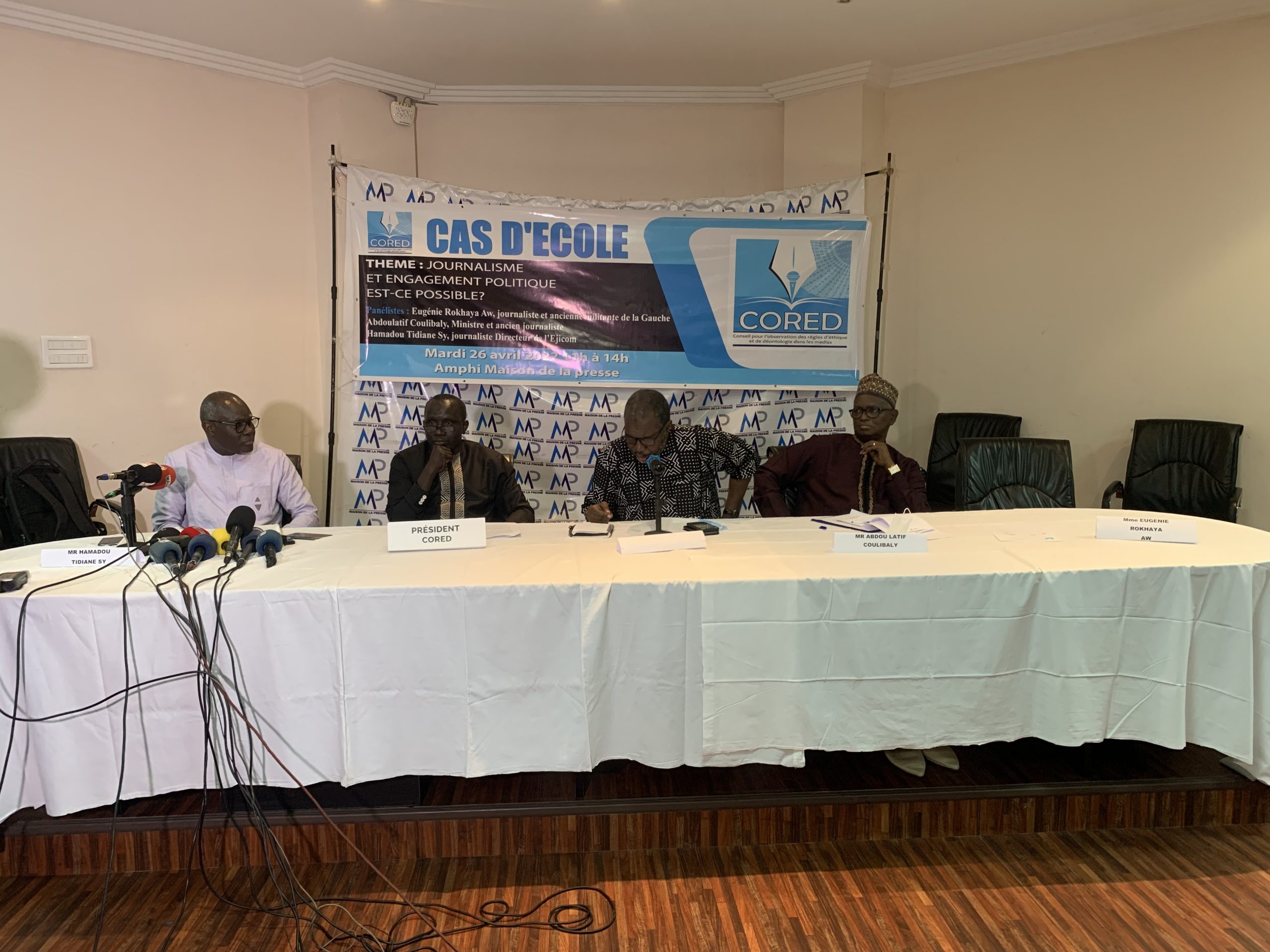 Journalisme et engagement politique : Le CORED pose le débat