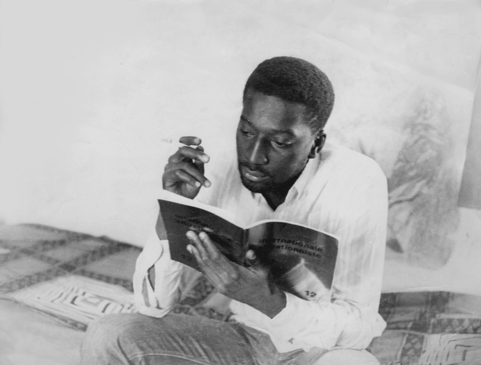 Vérités sur la mort du jeune Omar Blondin Diop, expulsé en France et “ puni” au Senegal