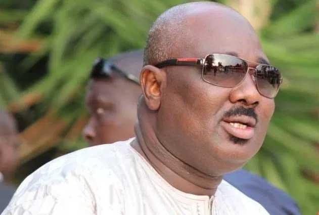 Farba Ngom à Barth: «  C’est indigne d’un maire qui se dit respectable »