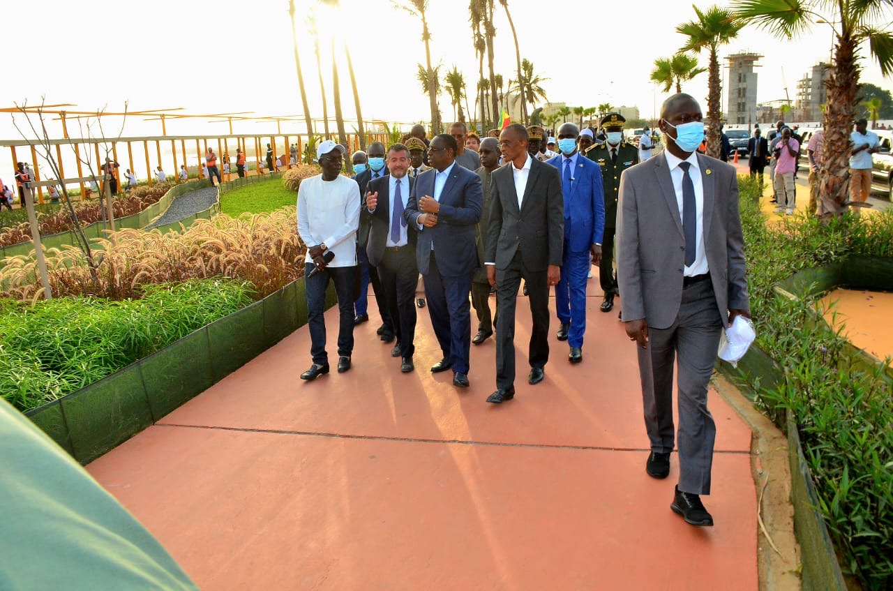 Visite de Macky Sall sur la corniche Ouest “Sénégal propre, Sénégal zéro bidonville, Dakar verte, corniche bou Yès”