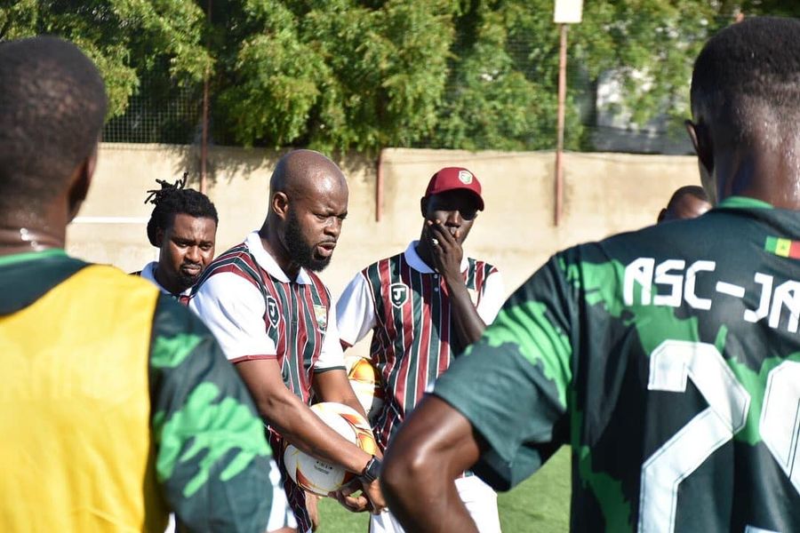 Reprise d’entraînement de Jaaraf, ” il y a des joueurs que je n’ai pas retenus” déclare le nouveau entraineur