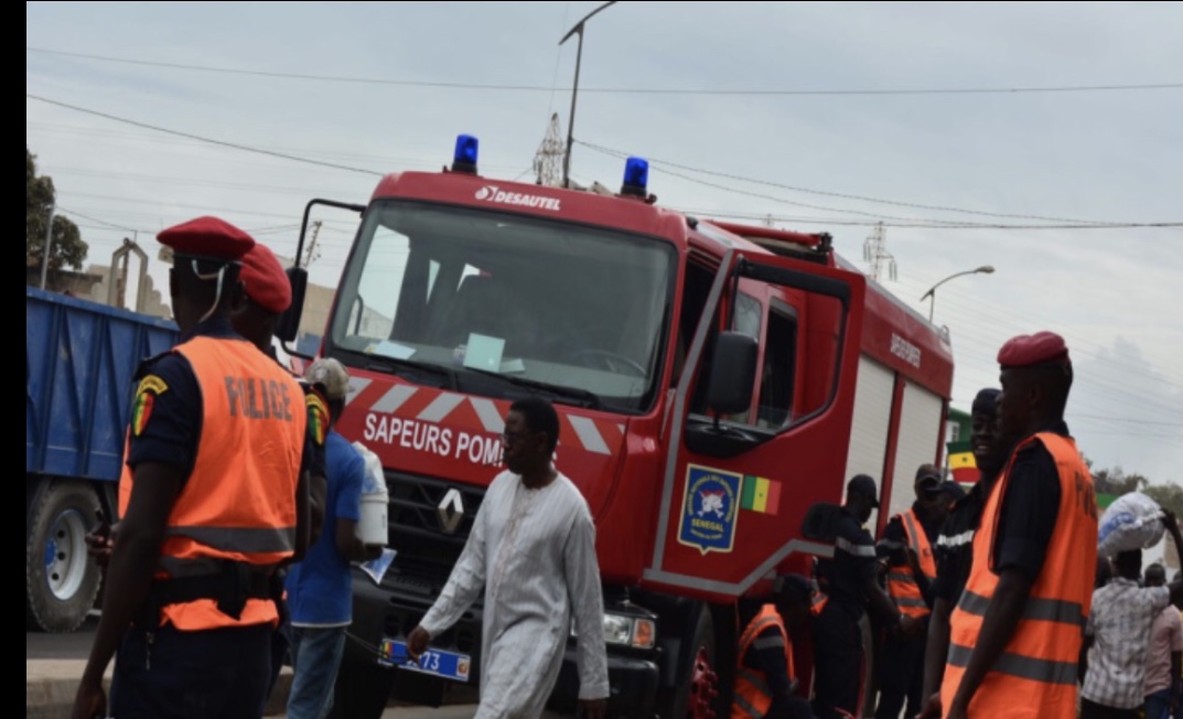 Un sapeur-pompier déguisé en policier dérobe 8 portables estimés à près d’1 million