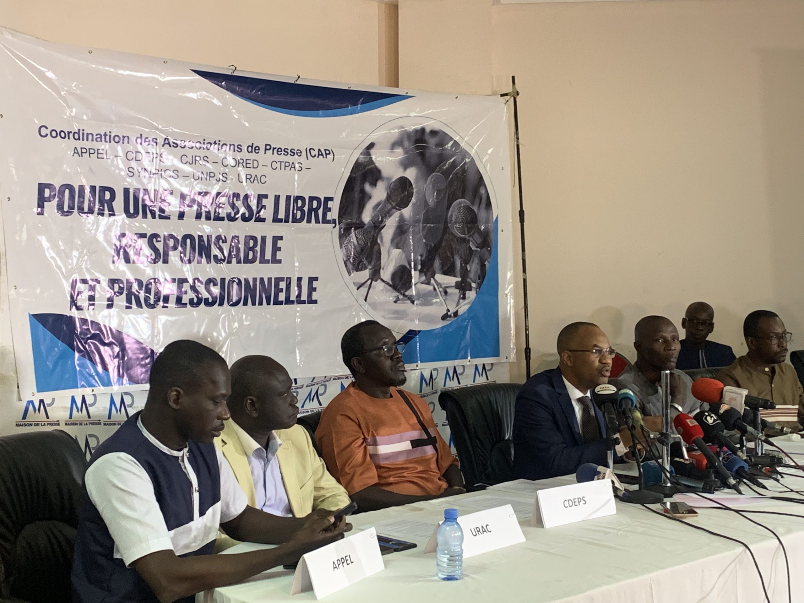 LA COORDINATION DES ASSOCIATIONS DE PRESSE (CAP) PLAIDE POUR DES MEDIAS PROFESSIONNELS, LIBRES ET RESPONSABLES