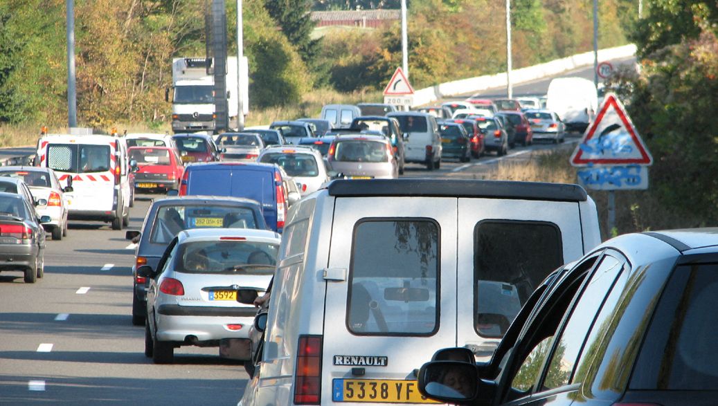 Accident de la route: 8 personnes décédées et plus dune dizaine de blessés sur laxe Rufisque-Sébikotane.