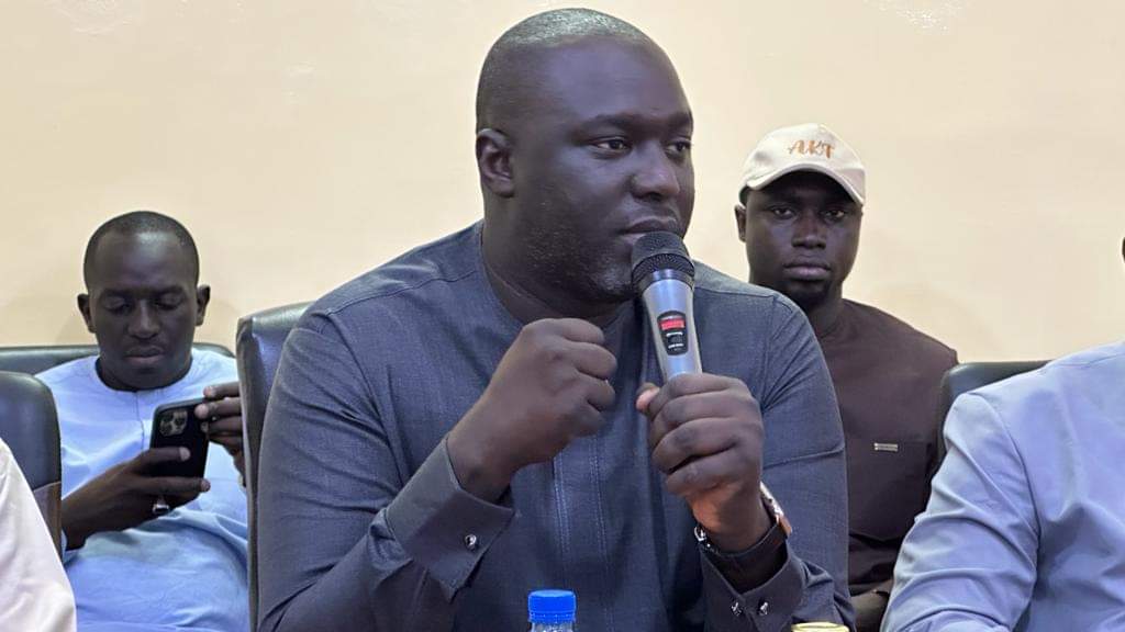 Sedhiou-Visite du Ministre de Commerce, de la Consommation et des PME de l’entrepôt de Stockage
