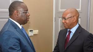 De Samba Thioub-Adjibou Soumare fait des arrangements permanents avec la vérité, quand il s’agit de parler du Président Macky Sall…