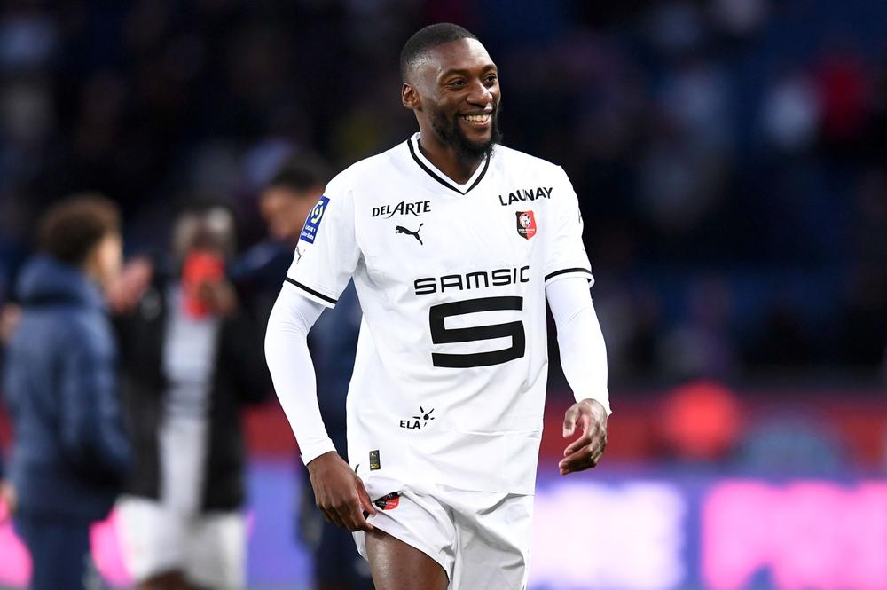 Convoité par d’autres clubs, Toko Ekambi acte le divorce avec l’Olympique Lyonnais.
