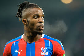 À 30 ans, et libre le 30 juin prochain, Zaha affole le mercato estival.