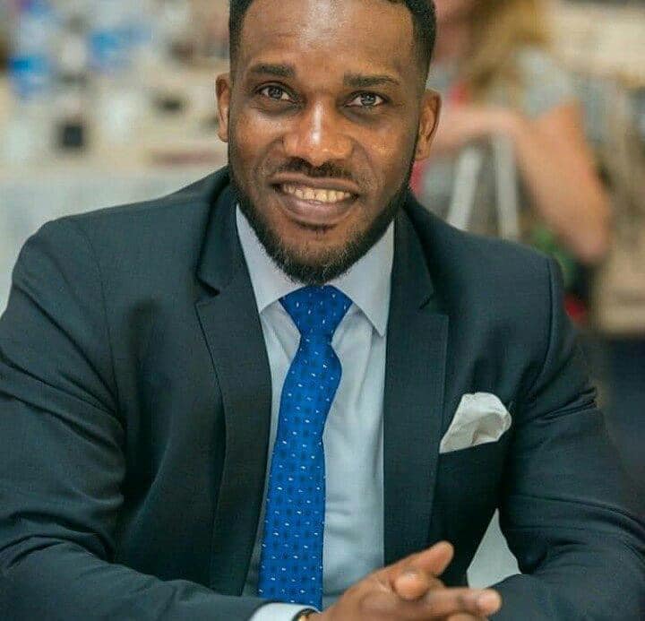 Nigeria: l’ancien joueur de football Jay Jay Okocha nommé ministre des Sports, de la Jeunesse et du Développement du Nigeria…