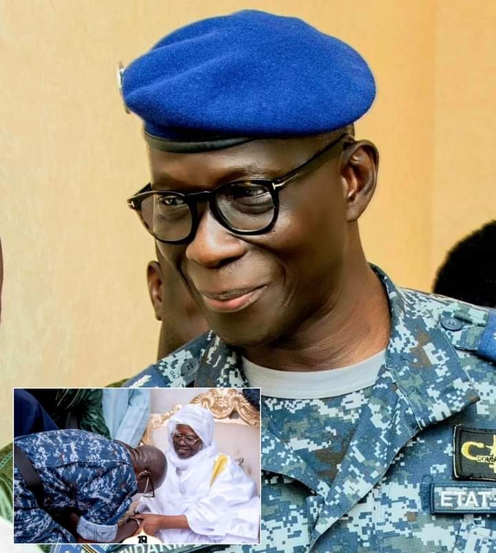 25 escadrons déployés à Touba / Le général Moussa Fall au khalife Serigne Mountakha