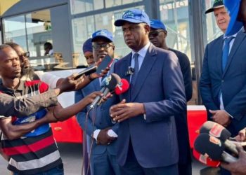 🔴Le ministre du Transport réceptionne un lot de 121 bus pour le compte du BRT
