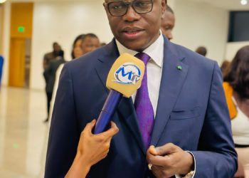 LE MINISTRE MATAR BA HONORÉ PAR LA PRESSE SPORTIVE GAMBIENNE