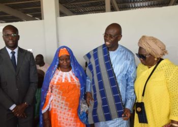 Joal Fadiouth : le ministre de la Pêche au chevet des GIE de femmes transformatrices.