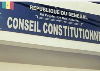 POLITIQUE-Le Conseil constitutionnel publie un communiqué et alerte les candidats