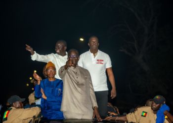 ALBUM PHOTO: L’ACCUEIL TRIOMPHAL QUE LE DG DE LA LONASE DOURA BALDÉ A RÉSERVÉ AU PM AMADOU BA.