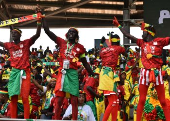 Le Chef de l’État, son Excellence Monsieur Macky Sall, a remis une somme de Quarante-trois (43) Millions, en guise de subvention aux supporters…