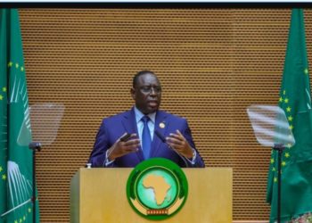 ACTUALITÉ-CriseUkraineRussie : Macky Sall et Mahamat Faki exhortent les deux pays à “instaurer un cessez-le-feu immédiat”