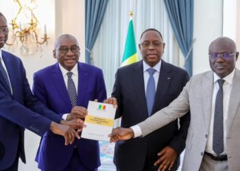 ACTUALITÉ-Rapport du dialogue remis au Président Macky Sall : La saisine du Conseil Constitutionnel, la prochaine étape