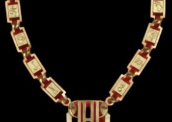 Connaissez-vous l’histoire de ce collier?