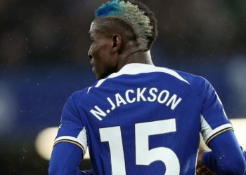 Football : Le joueur Sénégalais Nicolas Jackson victime d’insultes racistes après des occasions manquées