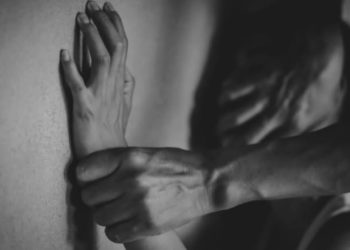 Un cultivateur âgé 22 ans abuse une fille de 13 ans pendant 48h à Thialy