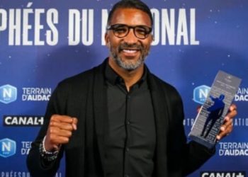 Football : Habib Bèye élu meilleur entraîneur de National