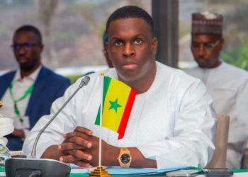 le DG Abdourahmane Baldé honore le travail du président reconduit, lors de la réunion du comité exécutif de l’association des loteries d’Afrique