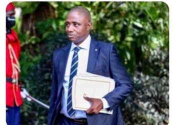 Monsieur le Premier Ministre, vous avez mieux à faire…