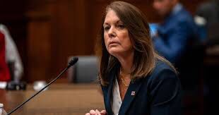 ÉTATS -UNIS : LA DIRECTRICE DES SERVICES SECRETS AMÉRICAINS DÉMISSIONNE APRÈS UNE TENTATIVE D’ASSASSINAT CONTRE DONALD TRUMP