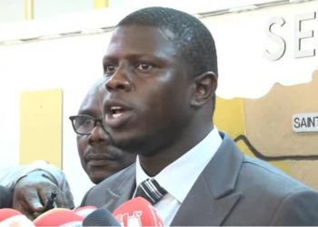 Visite du DG de la SOMISEN, Touré à l’UCAD